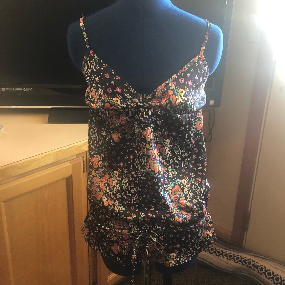 Silky top